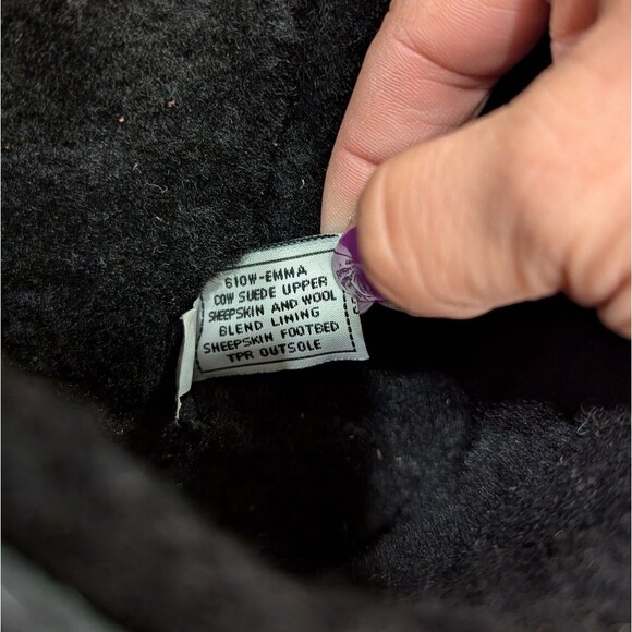 Bearpaw Size 9 Black Emma Short Genuine Sheepskin Lined Boots - Picture 9 of 9